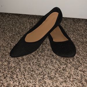 Black banana republic flat dress shoes